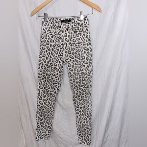 Women’s Leopard Print Joe’s Jeans 🌵24